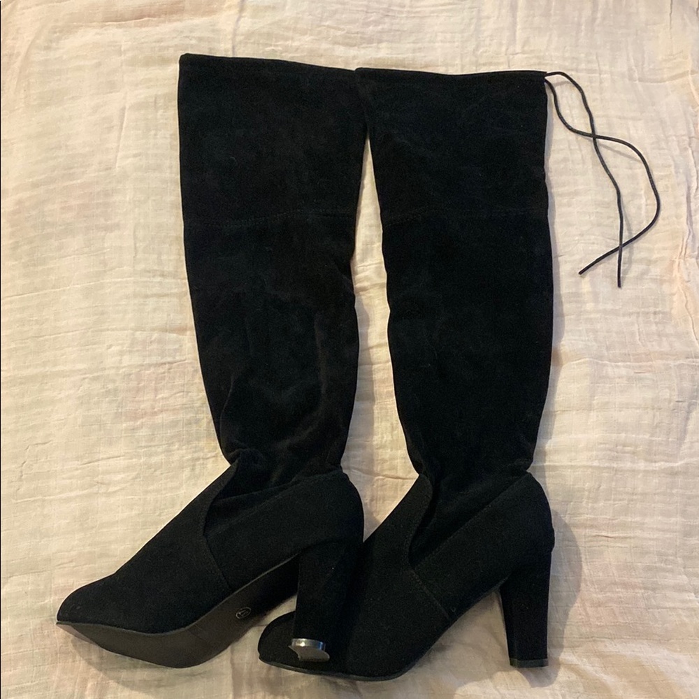 Black Over the Knee High-Heeled Boots